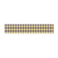 Houndstooth Flano Scarf (mini) by nate14shop