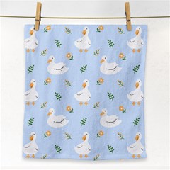 Duck-flower-seamless-pattern-background Face Towel