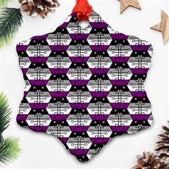 Hackers Town Void Mantis Hexagon Asexual Ace Pride Flag Ornament (snowflake)