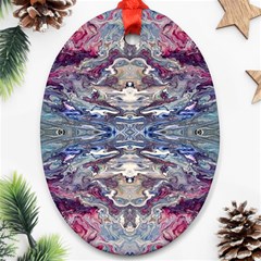 Abstract Pouring Ornament (oval) by kaleidomarblingart