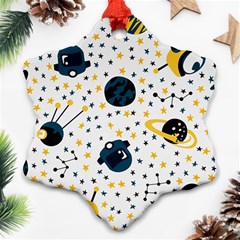 Seamless-pattern-with-spaceships-stars 002 Ornament (Snowflake)