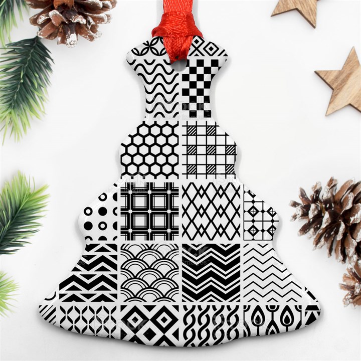 Ilustrasi Pattern Christmas Tree Ornament (Two Sides)