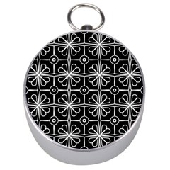 Seamless-pattern Black Silver Compasses by nateshop