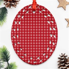 Christmas Paper Wrapping  Oval Filigree Ornament (two Sides)