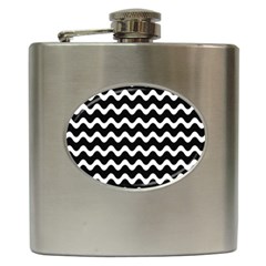 Wave-black White Hip Flask (6 Oz) by nateshop