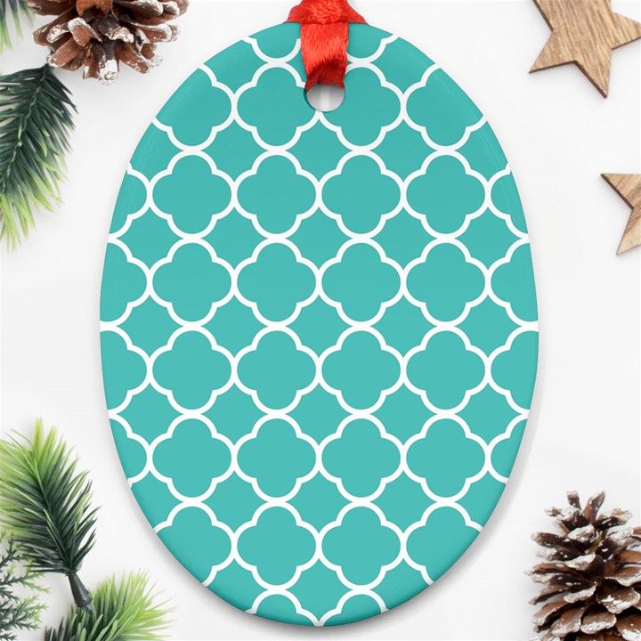 Quatrefoil Oval Ornament (Two Sides)