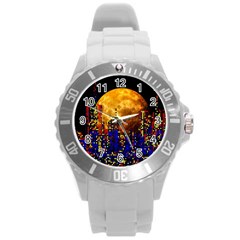 Skyline Frankfurt Abstract Moon Round Plastic Sport Watch (l) by Jancukart