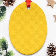 Geometric-pattern-yellow Ornament (Oval)