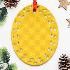 Geometric-pattern-yellow Ornament (Oval Filigree)