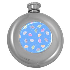 Illustration Seashell Clam Pattern Art Design Round Hip Flask (5 Oz) by danenraven