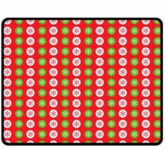 Illustration Festive Pattern Christmas Holiday Fleece Blanket (medium)  by danenraven