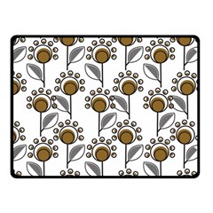 Daisy Minimalist Leaves Double Sided Fleece Blanket (small)  by ConteMonfrey