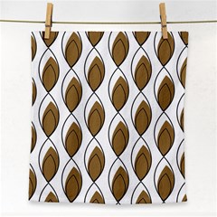 Brown Minimalist Leaves  Face Towel by ConteMonfreyShop