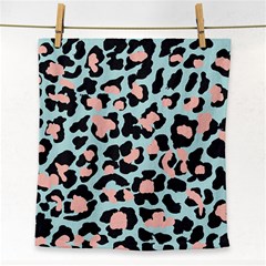 Blue And Pink Jaguar Dots Leopard Face Towel by ConteMonfreyShop