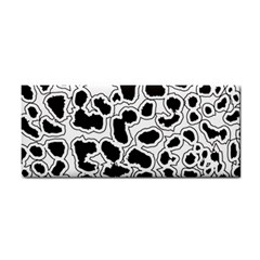 Black And White Dots Jaguar Hand Towel by ConteMonfreyShop