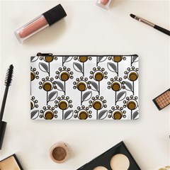 Daisy Minimalist Leaves Cosmetic Bag (small) by ConteMonfreyShop