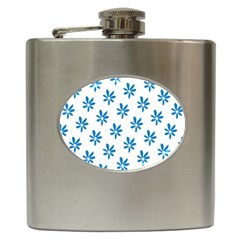 Little Blue Daisies  Hip Flask (6 Oz) by ConteMonfreyShop