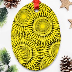 Yellow Abstract Sun Pattern Background Ornament (Oval)