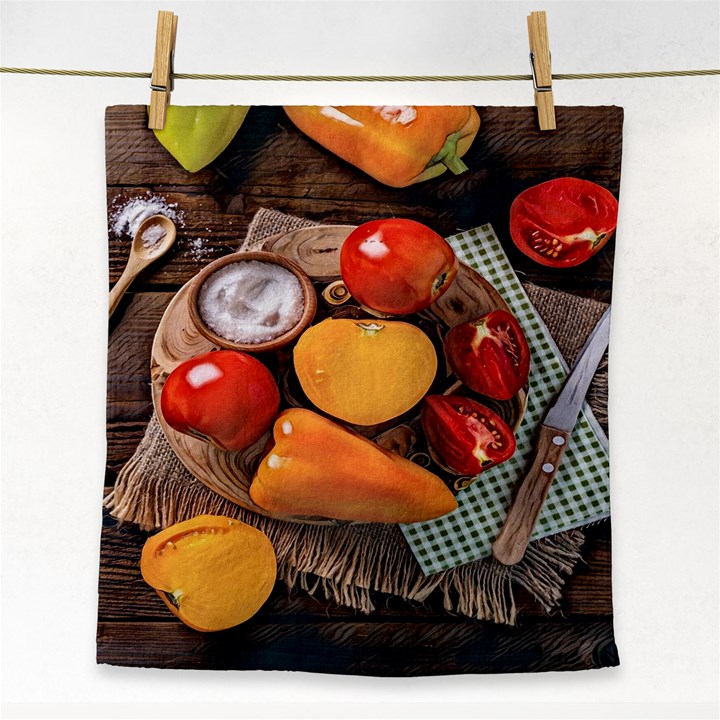 Tomatoes And Bell Pepper - Italian Food Face Towel