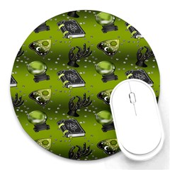 Ocultism Wicca Real Witch Halloween  Round Mousepads by ConteMonfrey