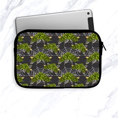 Halloween - Green Roses On Spider Web  Apple Ipad Mini Zipper Cases by ConteMonfrey