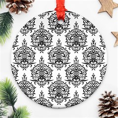 Black And White Ornament Damask Vintage Round Ornament (two Sides) by ConteMonfrey