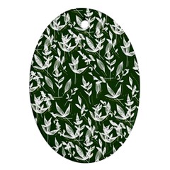 Leaves Pattern Wallpaper Watercolor Ornament (oval)