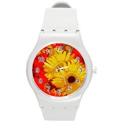 Flower Daisies Bloom Blossom Round Plastic Sport Watch (m) by Wegoenart