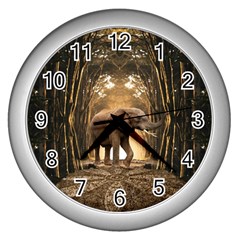 Sculpture Travel Outdoor Nature Elephant Wall Clock (silver) by Wegoenart