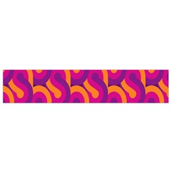 Retro-pattern Small Flano Scarf by nateshop