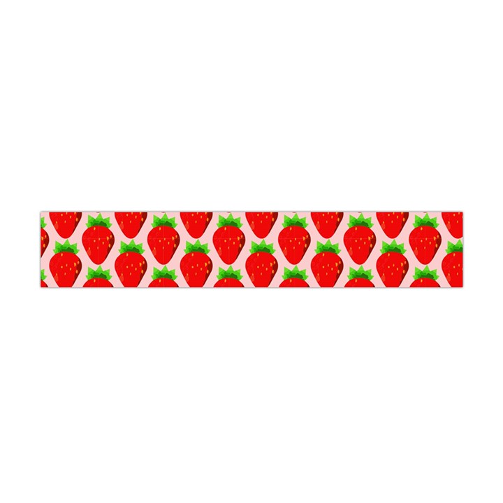 Strawberries Flano Scarf (Mini)