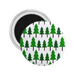 Chrismas Tree Greeen 2.25  Magnets Front