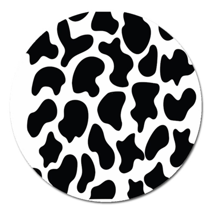 Cow black and white spots Magnet 5  (Round)