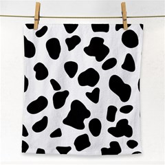 Black And White Spots Face Towel by ConteMonfrey