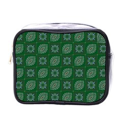 Batik-05 Mini Toiletries Bag (one Side) by nateshop