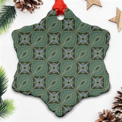 Batik-tradisional Ornament (snowflake) by nateshop