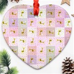 Giraffe Pattern Art Background Ornament (Heart) Front