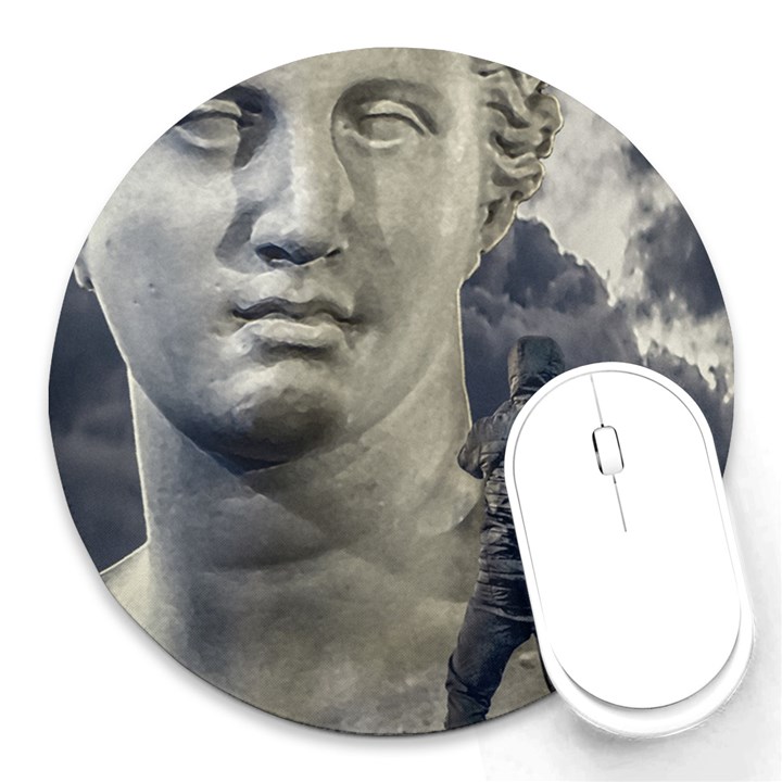 Men Taking Photos Of Greek Goddess Round Mousepad