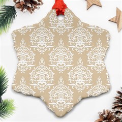 Clean Brown And White Ornament Damask Vintage Snowflake Ornament (two Sides)