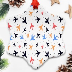 Sky birds - Airplanes Ornament (Snowflake)