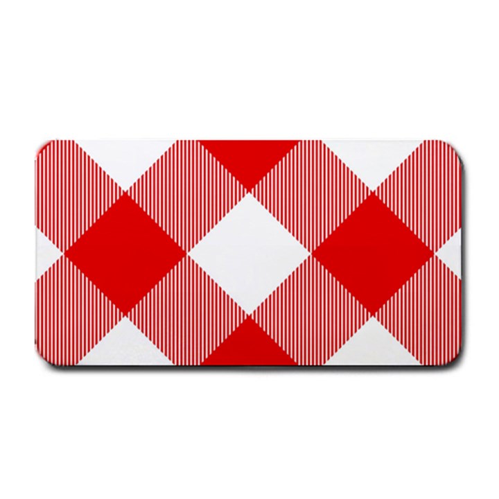 Red and white diagonal plaids Medium Bar Mat