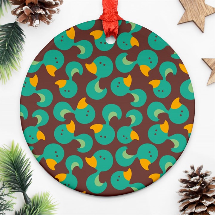 Vector-illustration-seamless-pattern-with-cartoon-duck Round Ornament (Two Sides)