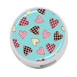 Seamless-pattern-with-heart-shaped-cookies-with-sugar-icing 4-Port USB Hub (One Side) Front