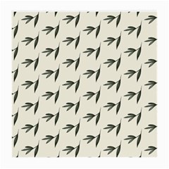 Minimalist Fall Of Leaves Medium Glasses Cloth by ConteMonfrey