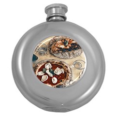 Pizza And Calzone Round Hip Flask (5 Oz) by ConteMonfrey