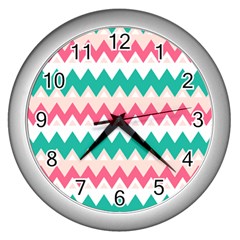 Zigzag Pattern Wall Clock (silver)