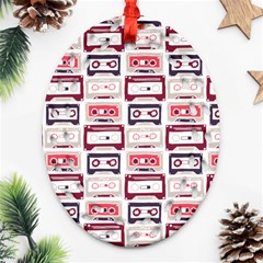 Cassettes Seamless Pattern Ornament (oval Filigree)