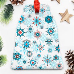 Beautifule Snowflake Decorative Pattern Seamless Ornament (bell)