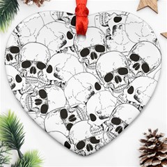 Skull Pattern Ornament (heart)