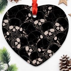 Skull Pattern Ornament (heart)